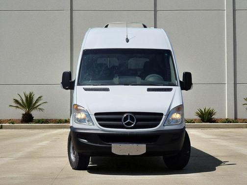 2014 Mercedes-Benz Sprinter 2500