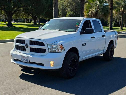 2016 RAM 1500 Tradesman/Express