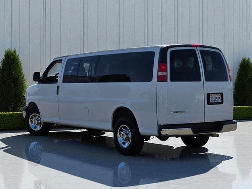 2015 Chevrolet Express 3500 LT