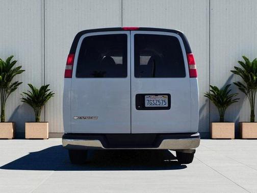 2015 Chevrolet Express 3500 LT