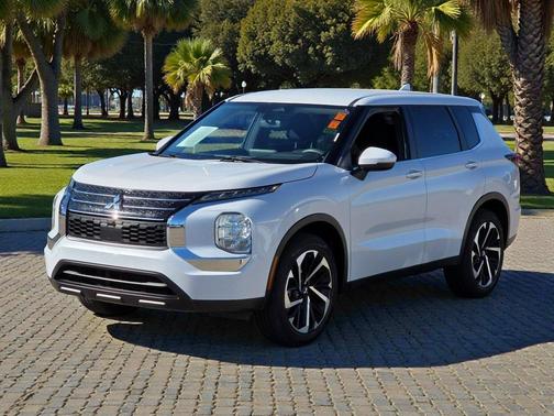 2022 Mitsubishi Outlander ES 2.5 2WD