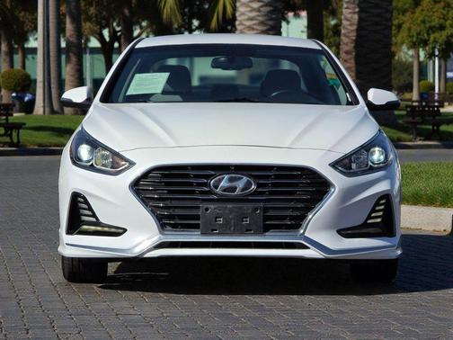 2018 Hyundai SONATA SEL