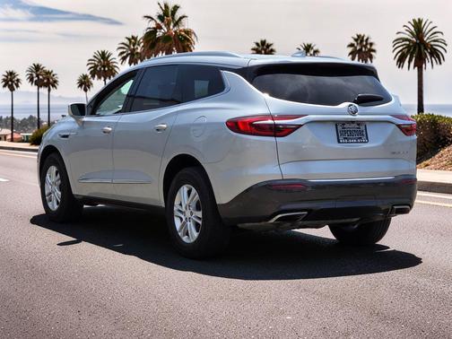 Quicksilver Metallic 2019 Buick Enclave Essence