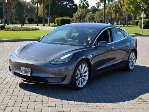 2019 Tesla Model 3 Long Range