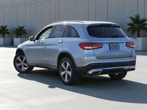 2016 Mercedes-Benz GLC 300 Base