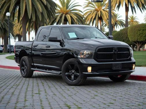 2016 RAM 1500 Tradesman/Express