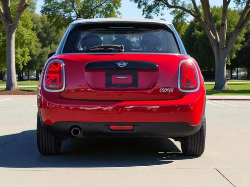 2021 MINI Hardtop Cooper
