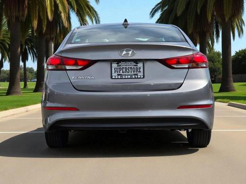 2018 Hyundai ELANTRA Value Edition