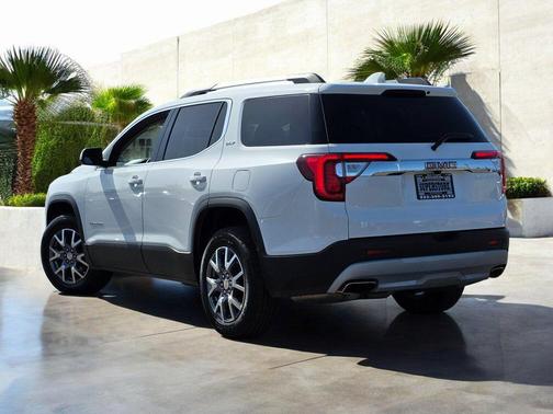 2023 GMC Acadia FWD SLT
