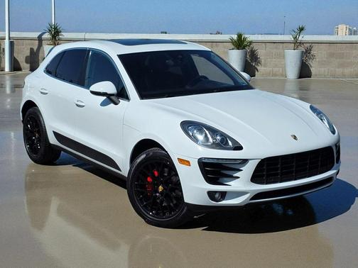 2016 Porsche Macan S