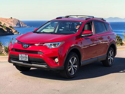 Barcelona Red Metallic 2016 Toyota RAV4 XLE