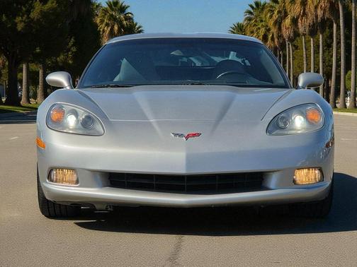 2005 Chevrolet Corvette Base
