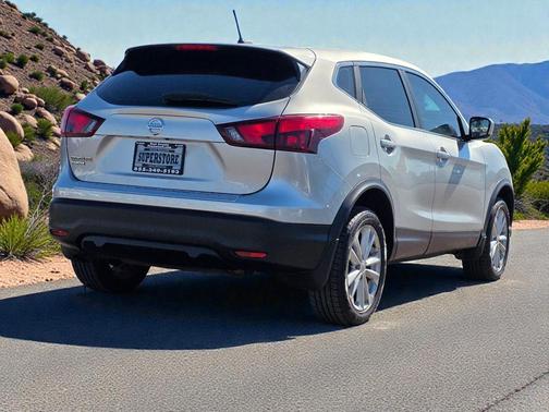 2018 Nissan Rogue Sport S