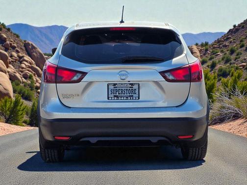 2018 Nissan Rogue Sport S