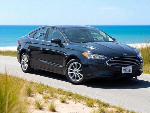 2020 Ford Fusion Hybrid SE