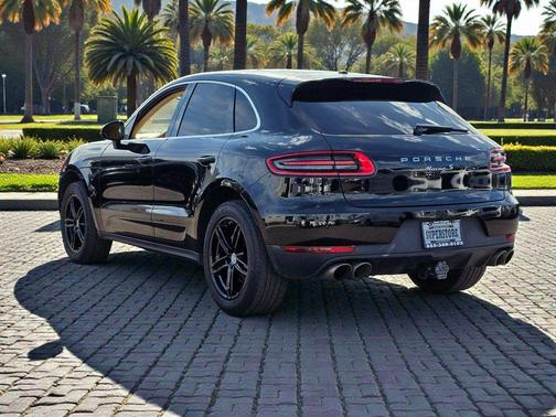 2015 Porsche Macan S