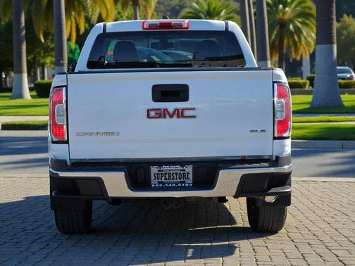 2017 GMC Canyon SLE