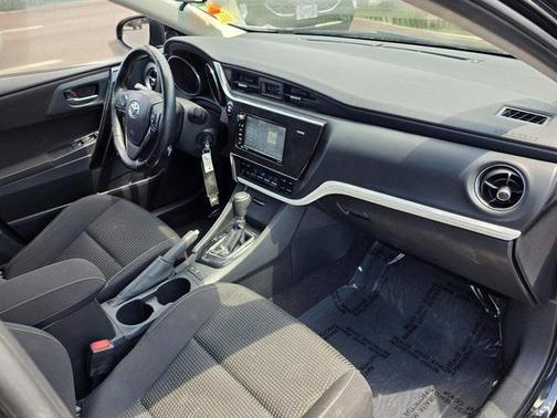 2017 Toyota Corolla iM Base
