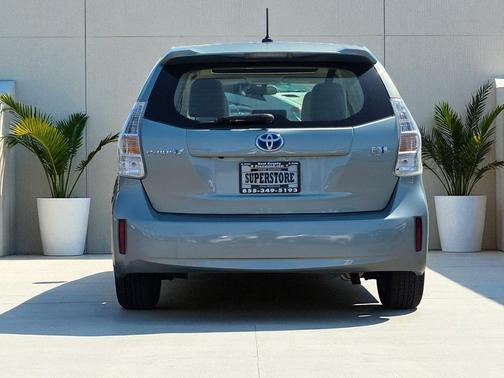 2014 Toyota Prius v Three