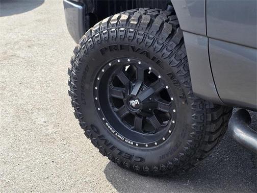 2017 Nissan Titan XD SV