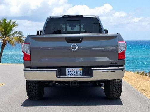 2017 Nissan Titan XD SV