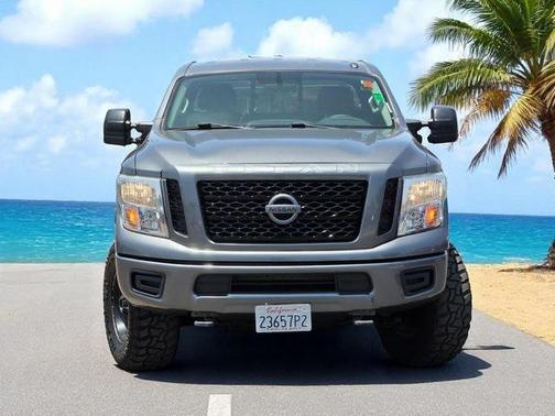 2017 Nissan Titan XD SV