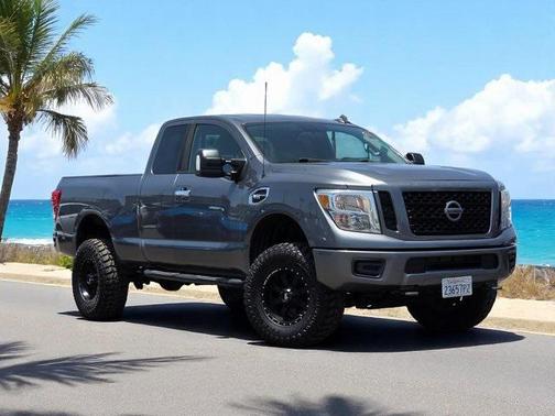 2017 Nissan Titan XD SV