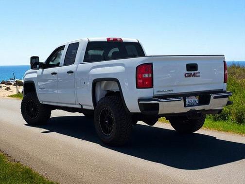 2017 GMC Sierra 2500 Base