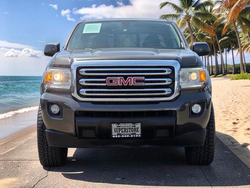 Smokey Quartz Metallic 2019 GMC Canyon SLE