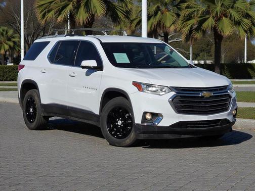 2018 Chevrolet Traverse LT Cloth