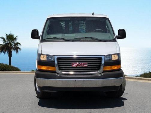 2023 GMC Savana 2500 Work Van