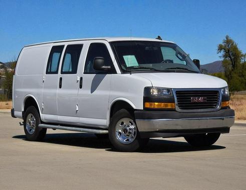 2023 GMC Savana 2500 Work Van