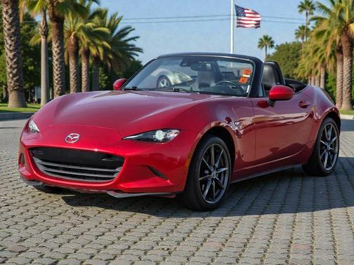 2016 Mazda MX-5 Miata Grand Touring