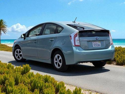 2014 Toyota Prius Four