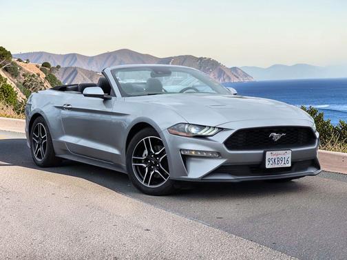 2022 Ford Mustang EcoBoost Premium