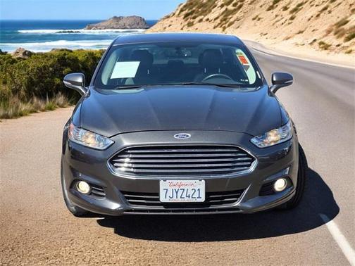 2015 Ford Fusion Hybrid SE