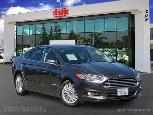 2015 Ford Fusion Hybrid SE
