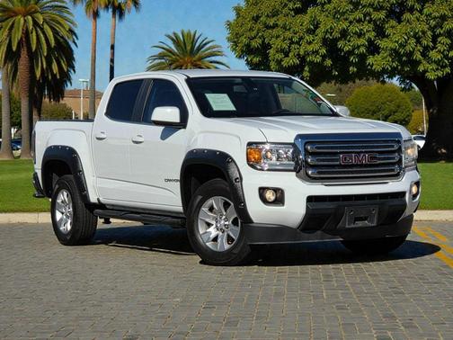 2017 GMC Canyon SLE