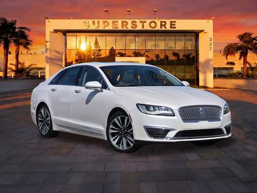 White Platinum Metallic Tri-Coat 2018 Lincoln MKZ Reserve I