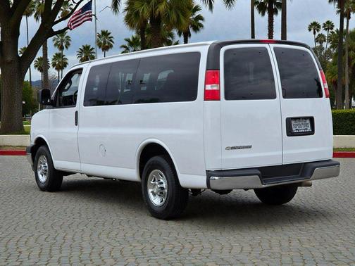 2020 Chevrolet Express 2500 RWD 2500 Regular Wheelbase LT