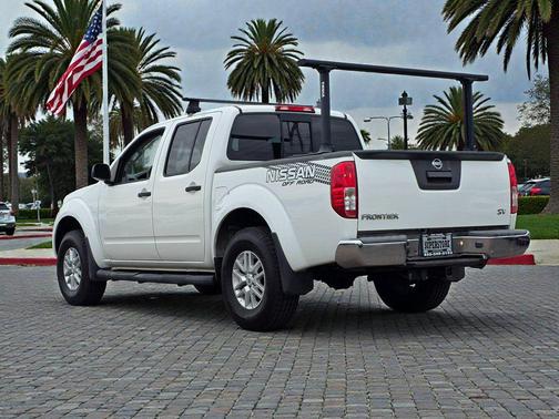 2016 Nissan Frontier SV