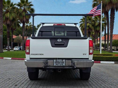 2016 Nissan Frontier SV