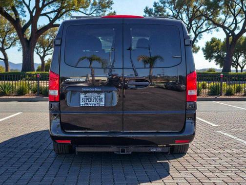 2017 Mercedes-Benz Metris Base