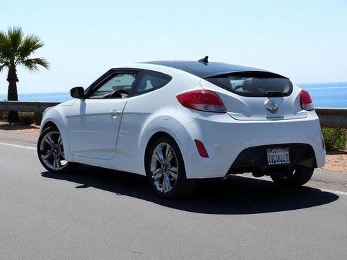 2016 Hyundai Veloster Base
