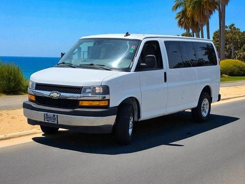 2020 Chevrolet Express 2500 RWD 2500 Regular Wheelbase LT