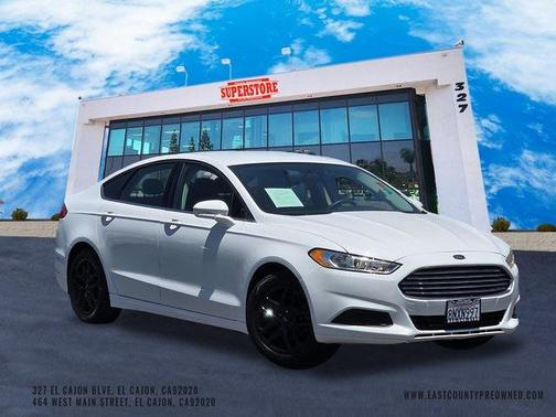 2016 Ford Fusion SE