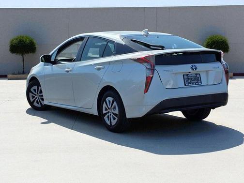 2016 Toyota Prius Four