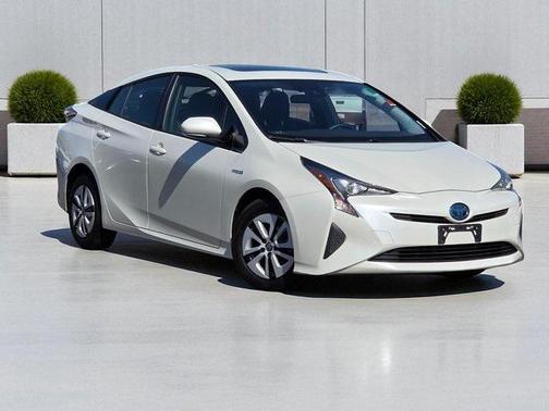 2016 Toyota Prius Four