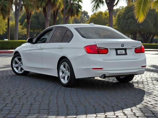 2015 BMW 320 i