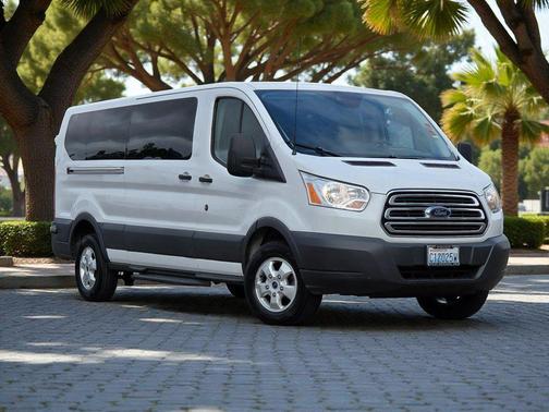 2018 Ford Transit-350 XLT